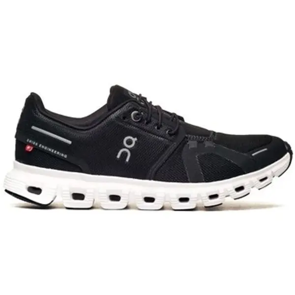 On On  Running/Trail Cloud 6  On