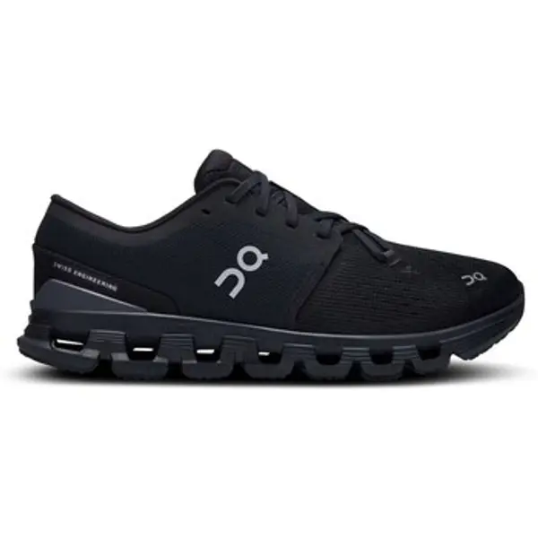 On On  Running/Trail Cloud X 4  On
