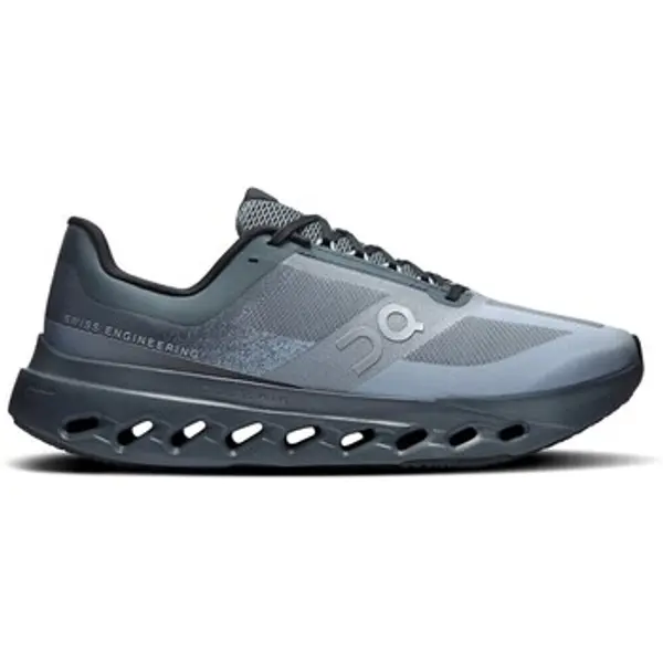 On On  Running/Trail Cloudsurfer Next  On