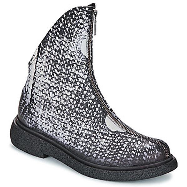 Papucei Papucei  Polučizme ESTEE  Papucei