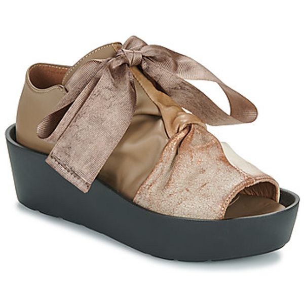 Papucei Papucei  Sandale i polusandale KIMK  Papucei