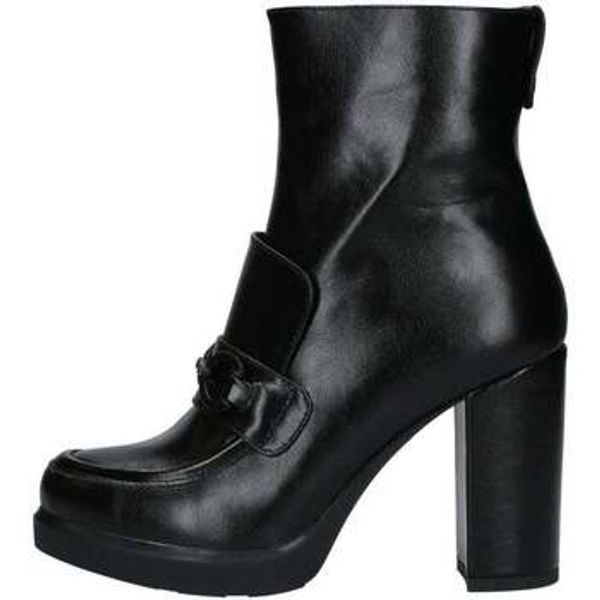 Renato Balestra Renato Balestra  Gležnjače -  Renato Balestra