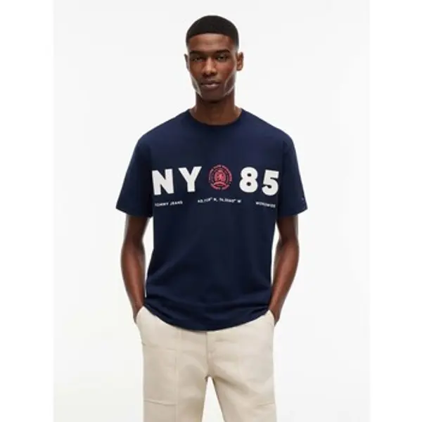 Tommy Jeans Tommy Jeans  Majice / Polo majice Tjm Rlx Crest 1985 S  Tommy Jeans