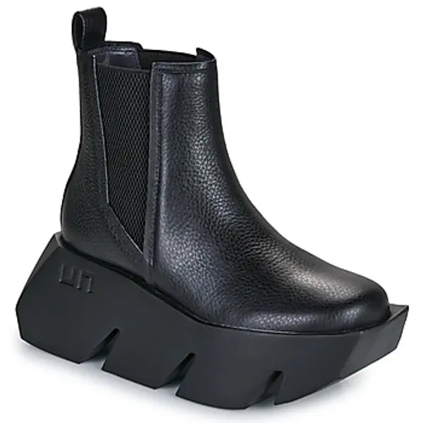 United nude United nude  Polučizme Bull Chelsea  United nude