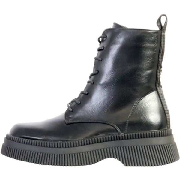 Victoria Victoria  Polučizme 245963  Victoria