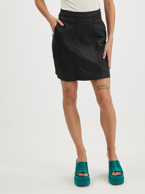 Noisy May Noisy May Peri Suknja crna