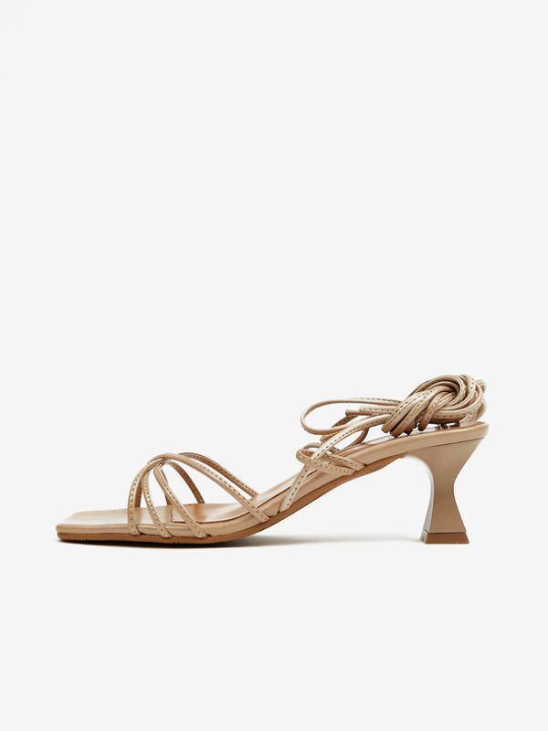 Ojju Ojju Sandale bež